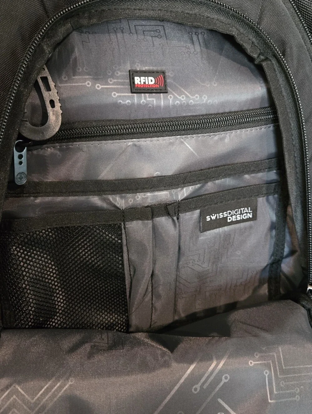 Swissdigital Design J14-41 Antibacterial Travel Laptop Backpack RFID USB TSA